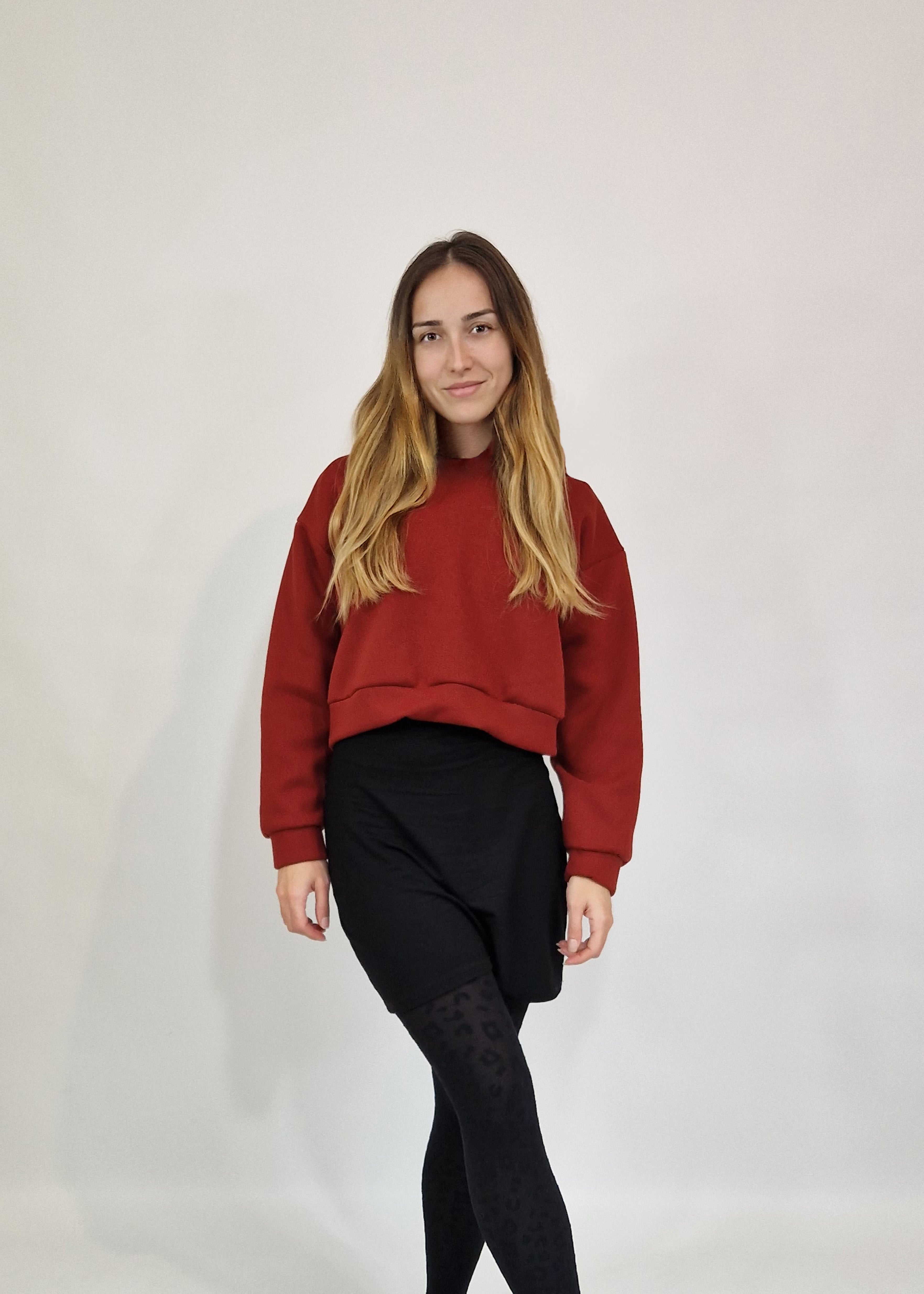 Virginia Cropped Sweater - Maroon Fire